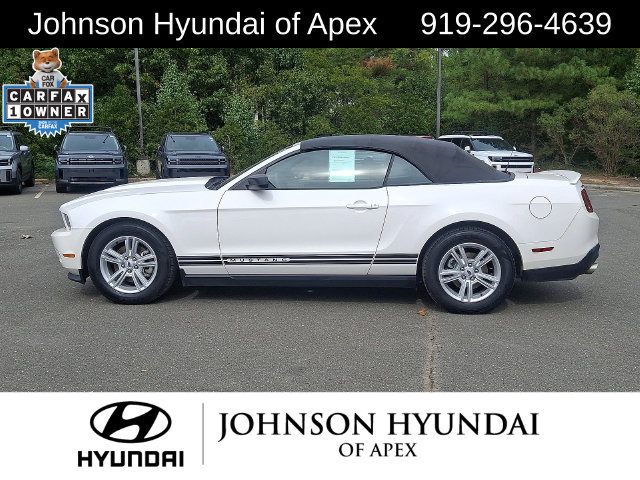 Used 2011 Ford Mustang Convertible w/ 101A Rapid Spec Order Code RWD image 26