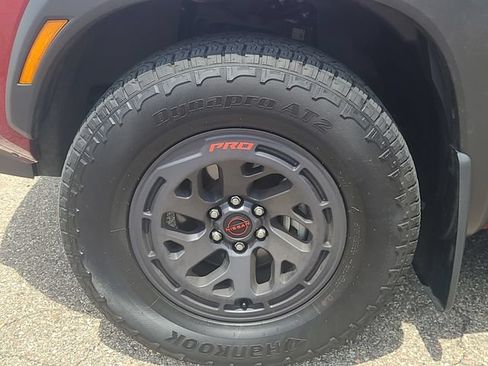Used 2025 Nissan Frontier PRO-4X AWD/4WD image 10