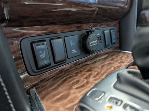 Used 2019 Nissan Armada SL w/ Premium Package image 34