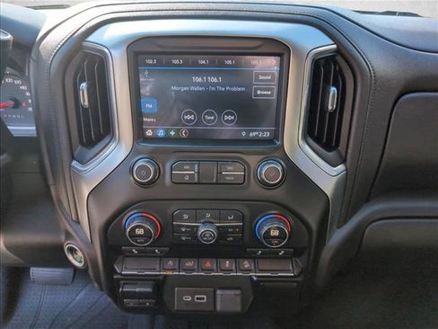 Used 2019 Chevrolet Silverado 1500 LT Trail Boss image 13