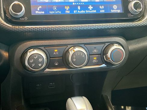 Used 2024 Nissan Kicks SV image 14