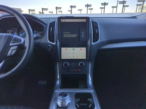 Used 2024 Ford Edge Titanium AWD/4WD image 20
