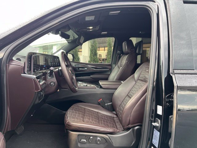 Used 2023 Cadillac Escalade ESV Sport Platinum AWD/4WD image 12