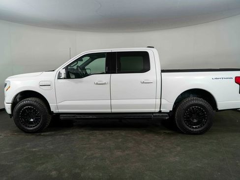 Used 2022 Ford F150 Lightning Lariat w/ Equipment Group 511A High image 4