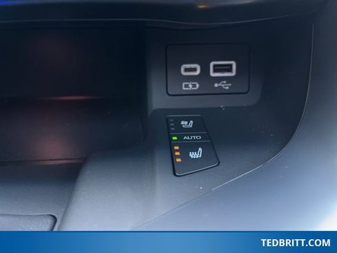 Used 2024 Lexus LX 600 F Sport image 38