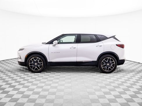 Used 2024 Chevrolet Blazer Premier w/ Driver Confidence II Package image 6