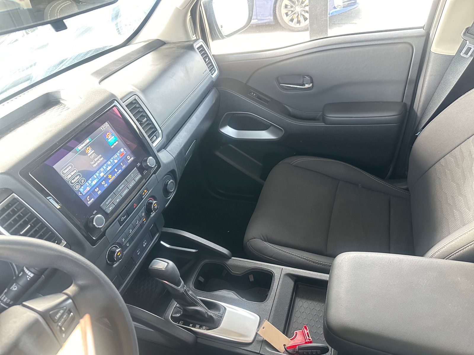 Used 2024 Nissan Frontier SV RWD image 23