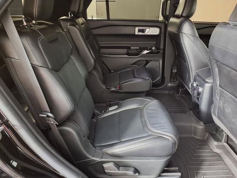 Used 2021 Ford Explorer ST w/ Equipment Group 401A image 11