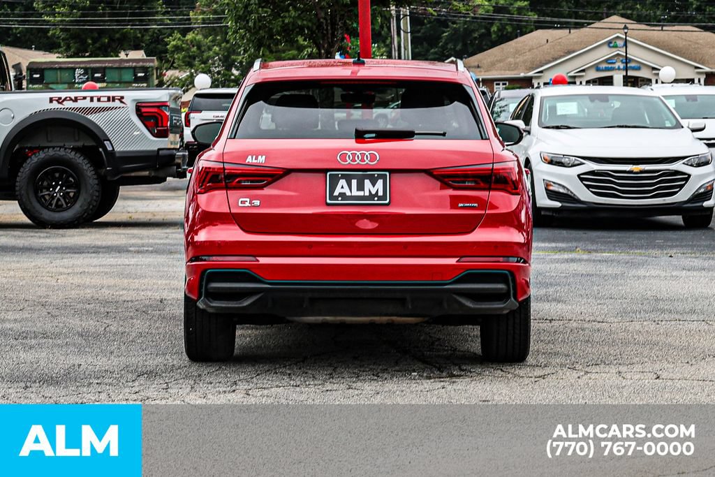 Used 2025 Audi Q3 2.0T Premium AWD/4WD image 11