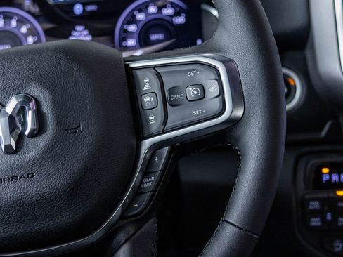 New 2026 RAM 1500 4x4 Crew Cab image 29