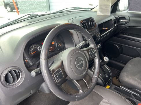 Used 2016 Jeep Patriot Latitude image 26