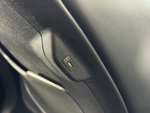 Used 2022 Kia EV6 Wind image 35