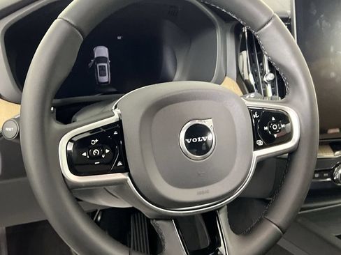 Used 2026 Volvo XC60 B5 Plus w/ Protection Package Premier AWD/4WD image 12