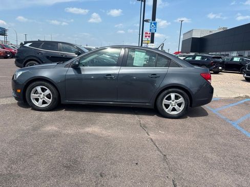 Used 2013 Chevrolet Cruze LT FWD image 8