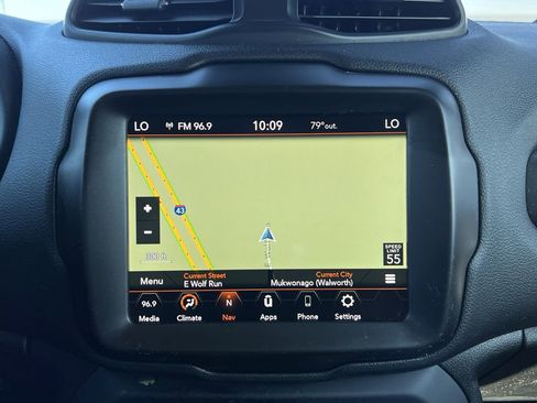 Used 2023 Jeep Renegade Trailhawk image 26