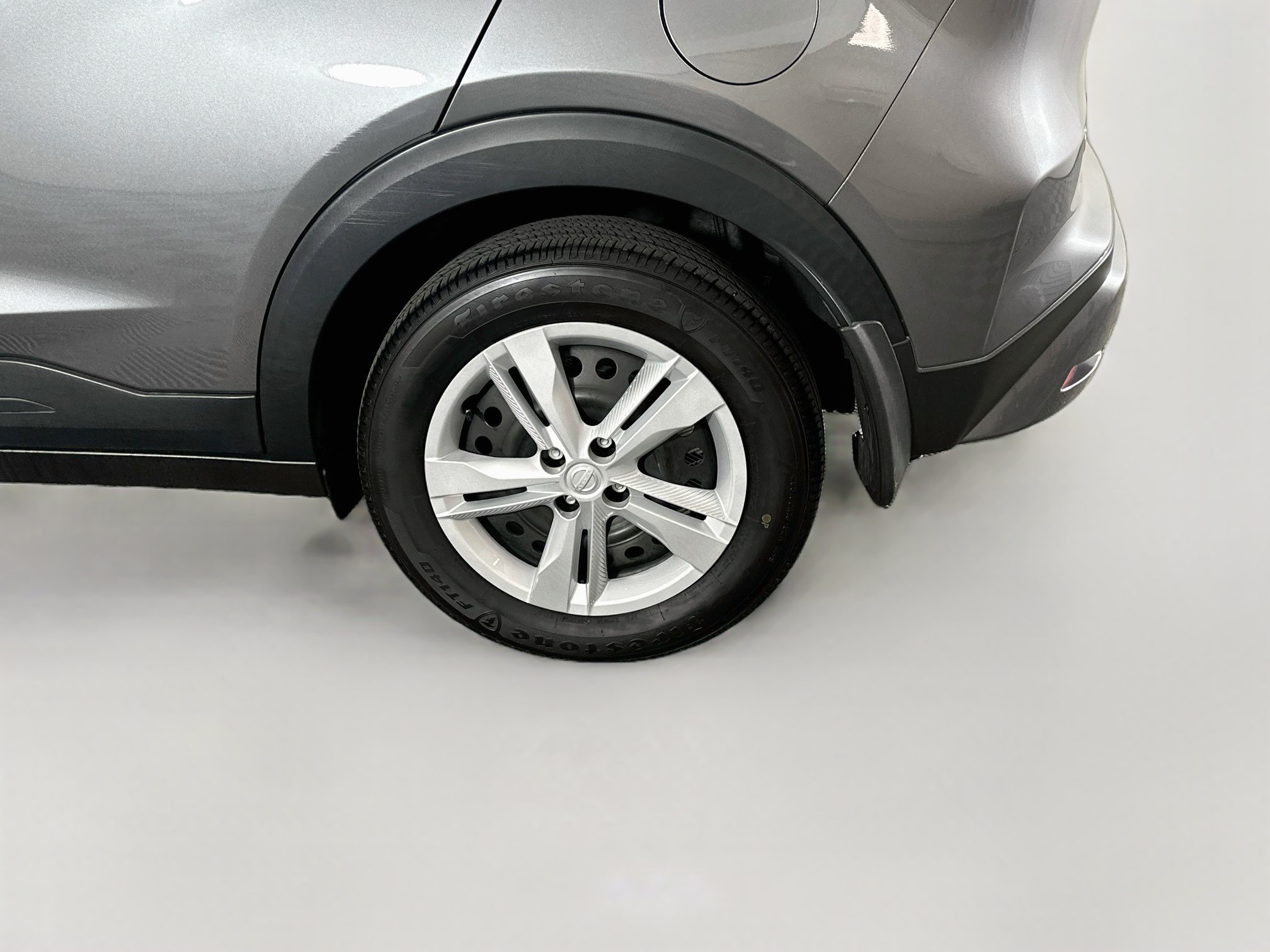 Used 2024 Nissan Kicks S FWD image 11