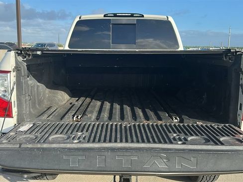 Used 2019 Nissan Titan Platinum Reserve w/ Platinum Utility Package AWD/4WD image 35