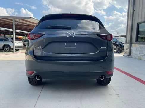 Used 2019 MAZDA CX-5 Touring image 8