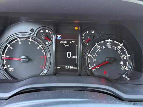 Used 2024 Toyota 4Runner SR5 Premium image 22