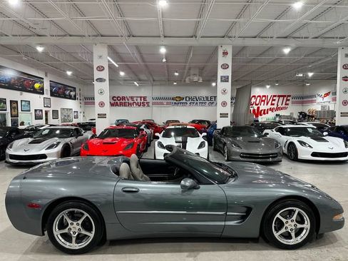 Used 2003 Chevrolet Corvette Convertible w/ Preferred Equipment Group1 RWD image 6