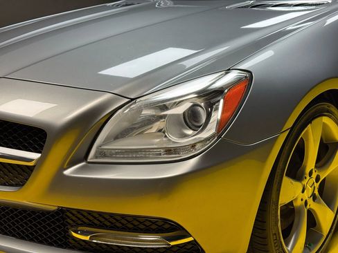 Used 2012 Mercedes-Benz SLK 350 image 14