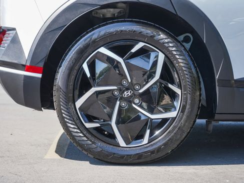 Used 2024 Hyundai Ioniq 5 SE RWD image 8