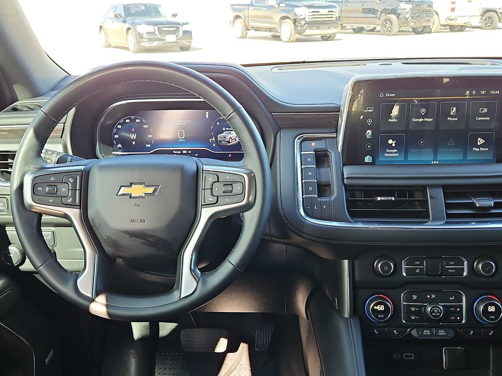 Used 2024 Chevrolet Tahoe LT w/ Luxury Package RWD image 14