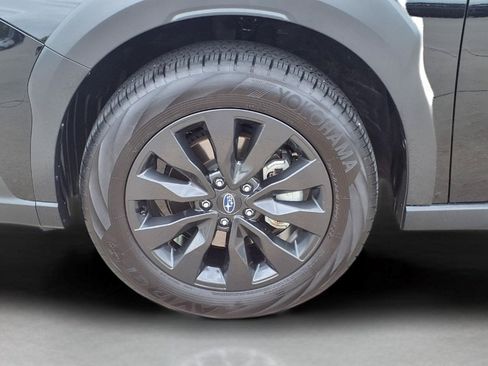 Used 2025 Subaru Outback Onyx Edition XT AWD/4WD image 11