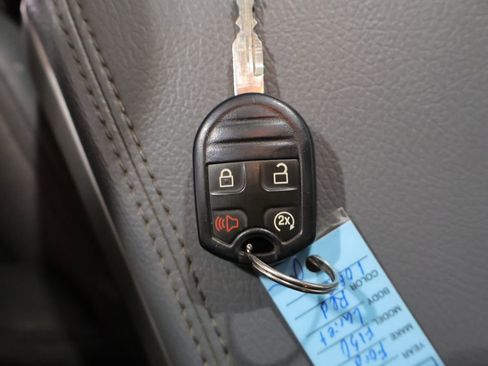 Used 2014 Ford F150 Lariat w/ Lariat Chrome Package AWD/4WD image 25
