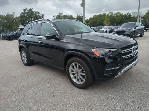 Used 2024 Mercedes-Benz GLE 350 4MATIC image 2