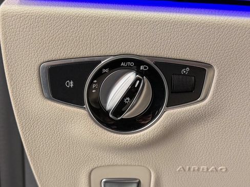 Used 2019 Mercedes-Benz E 300 4MATIC w/ Premium 1 Package image 25