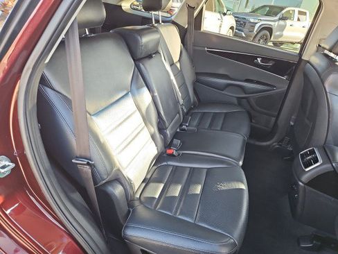 Used 2020 Kia Sorento EX FWD image 26