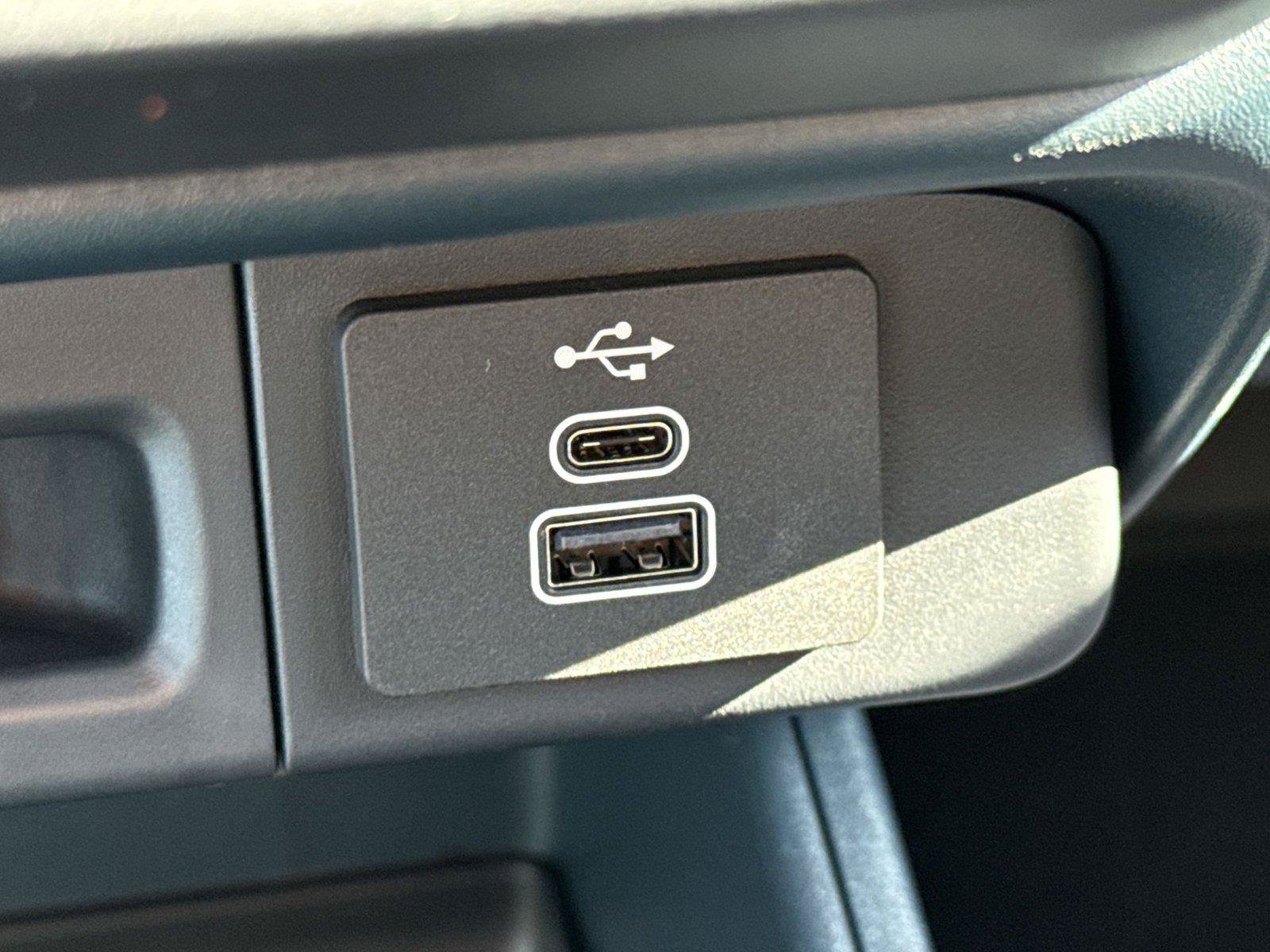 Used 2026 Ford Maverick Lariat AWD/4WD image 35