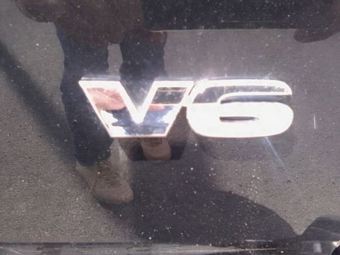 Used 2023 Toyota Tacoma TRD Sport w/ Advanced Technology Package image 11