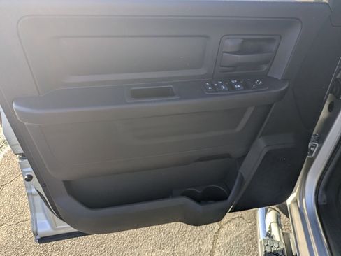 Used 2017 RAM 1500 Express image 11