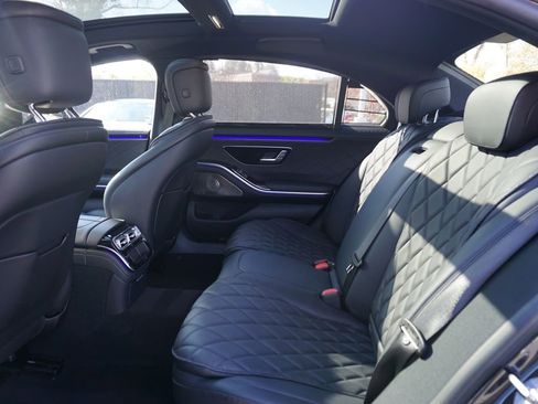 Certified 2022 Mercedes-Benz S 500 4MATIC image 13