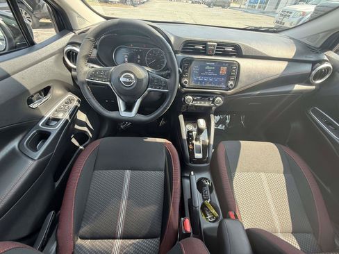 Used 2025 Nissan Versa SR w/ Trunk Package FWD image 15
