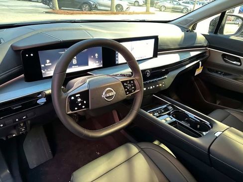 New 2025 Nissan Murano SL image 10