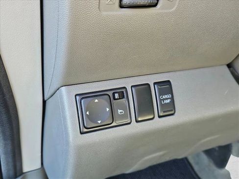 Used 2014 Nissan Frontier SV w/ SV Value Truck Package image 8