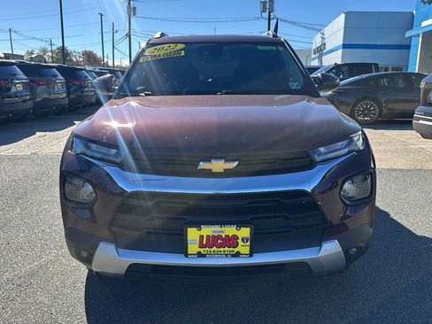 Used 2022 Chevrolet TrailBlazer LT w/ Convenience Package image 2