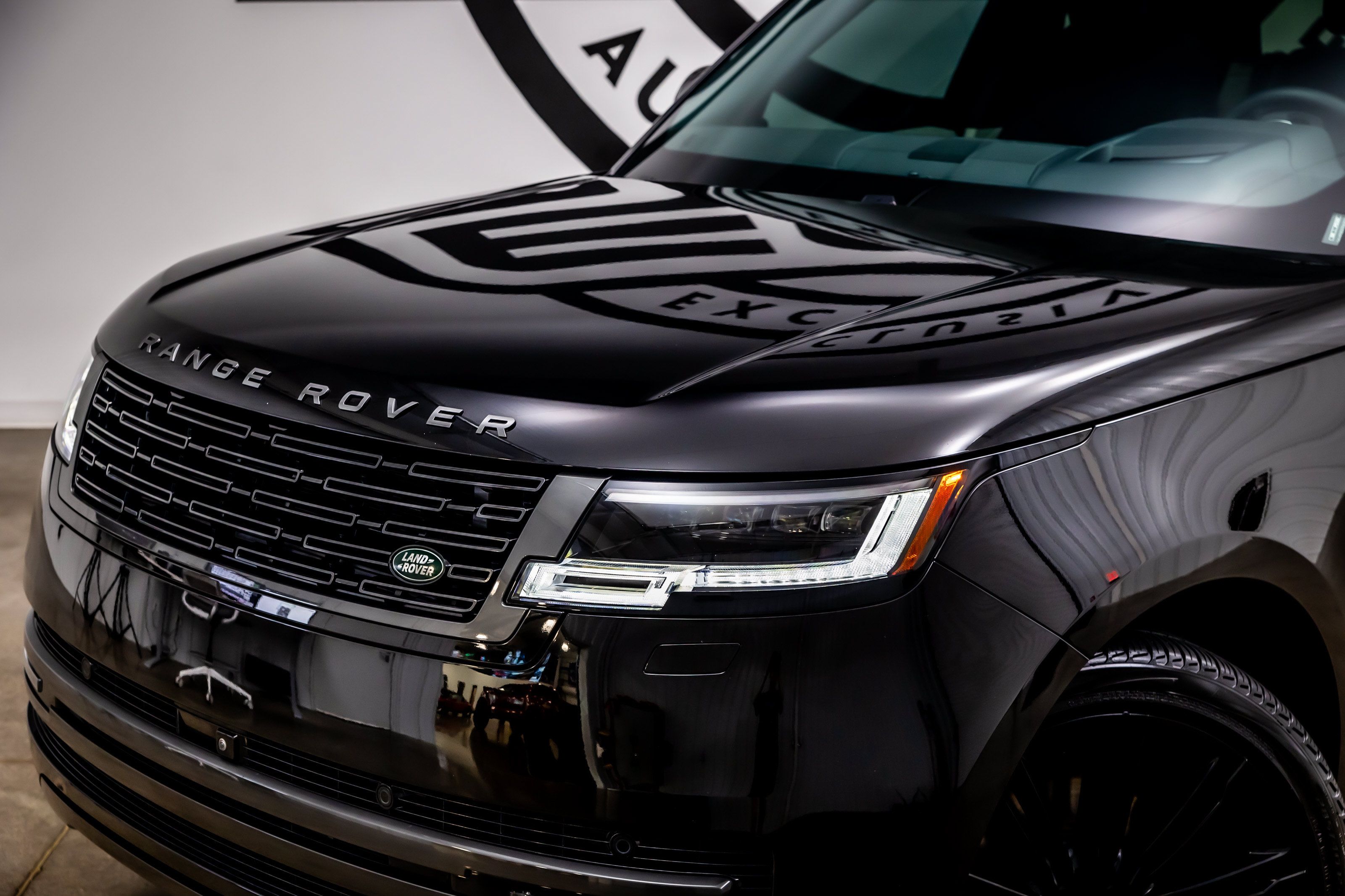 Used 2024 Land Rover Range Rover SE AWD/4WD image 21