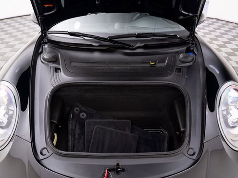 Used 2017 Porsche 911 Turbo S image 29