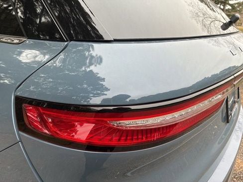 New 2026 Lincoln Corsair Premiere image 13