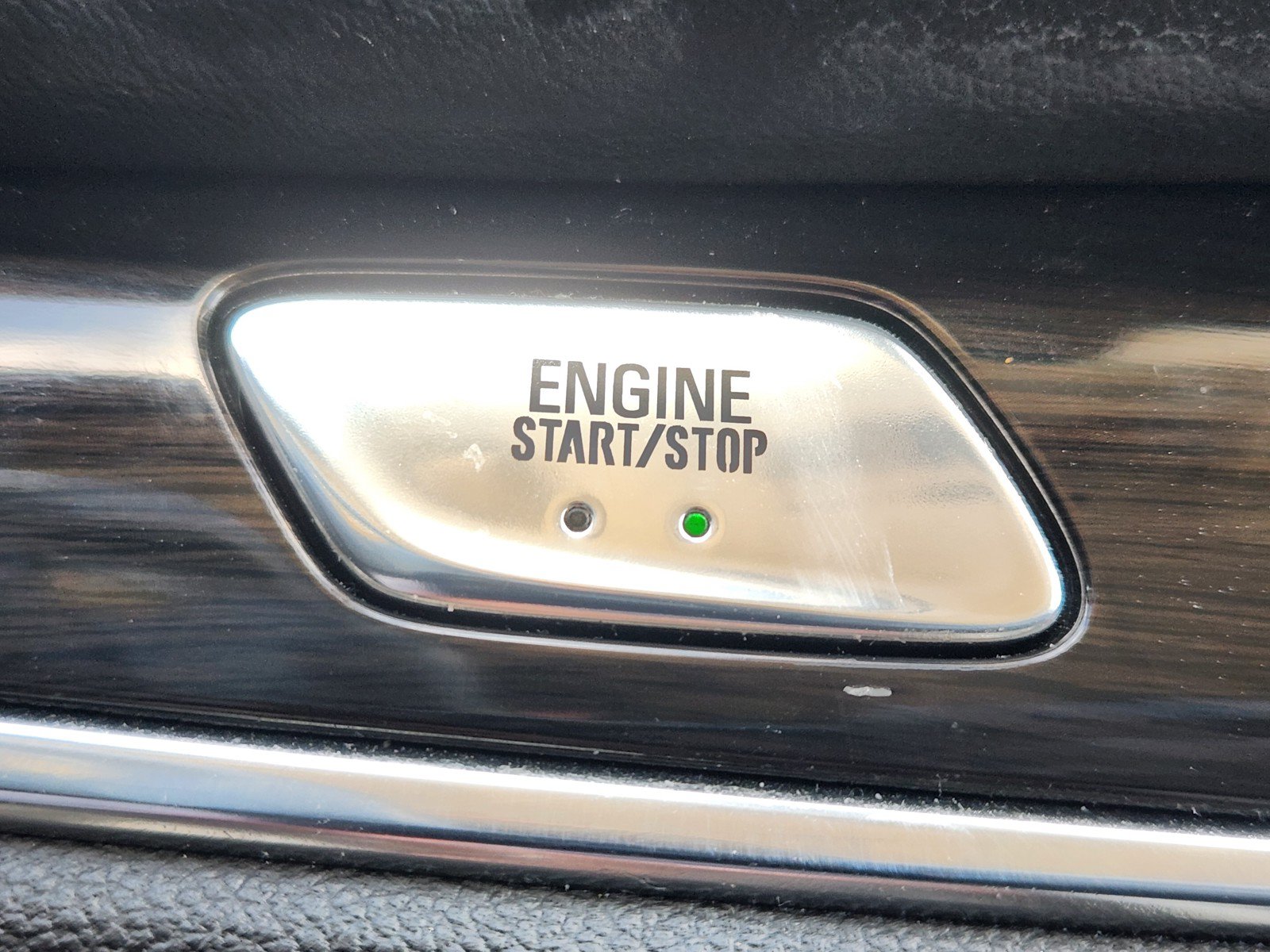Used 2023 Buick Enclave Essence w/ Experience Buick Package FWD image 19