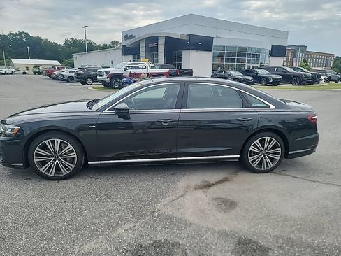 Used 2022 Audi A8 L 3.0T w/ Luxury Package AWD/4WD image 4