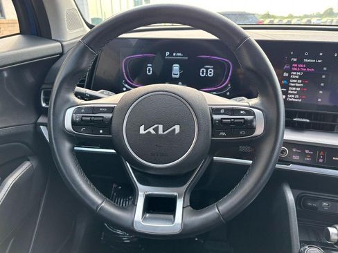 Used 2025 Kia Sportage EX AWD/4WD image 14