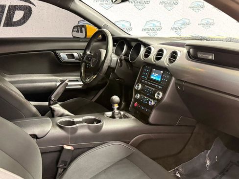 Used 2018 Ford Mustang GT w/ Black Accent Pkg RWD image 20