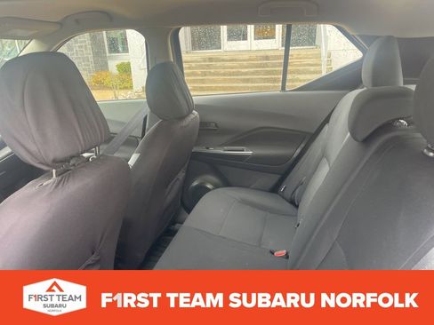 Used 2023 Nissan Kicks S image 10