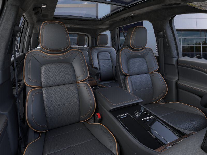Used 2026 Lincoln Aviator Black Label AWD/4WD image 10
