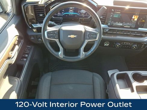 Used 2024 Chevrolet Silverado 1500 LT image 16